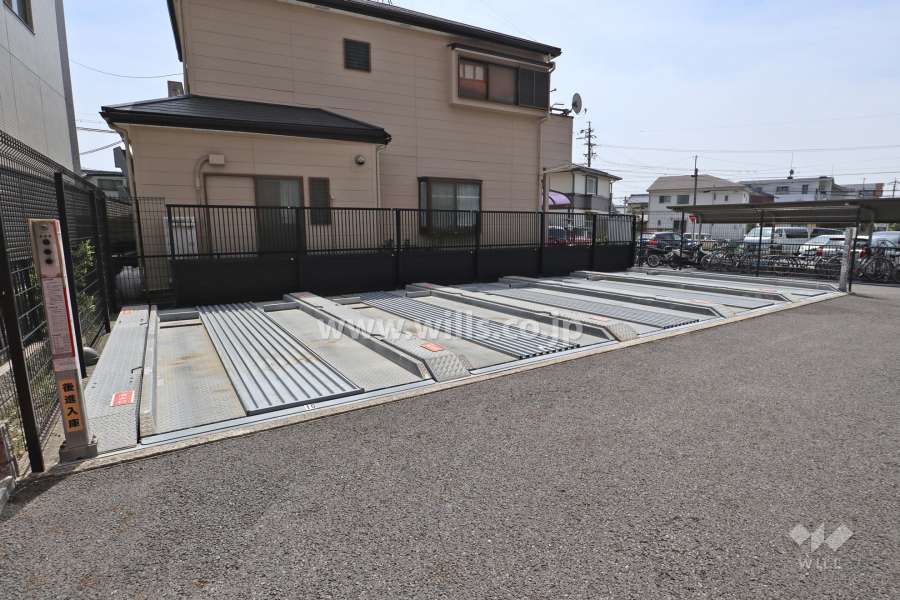 敷地内駐車場（屋外機械式）