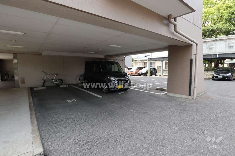 敷地内駐車場（屋内平面式）