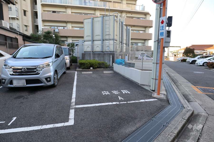 来客用駐車場