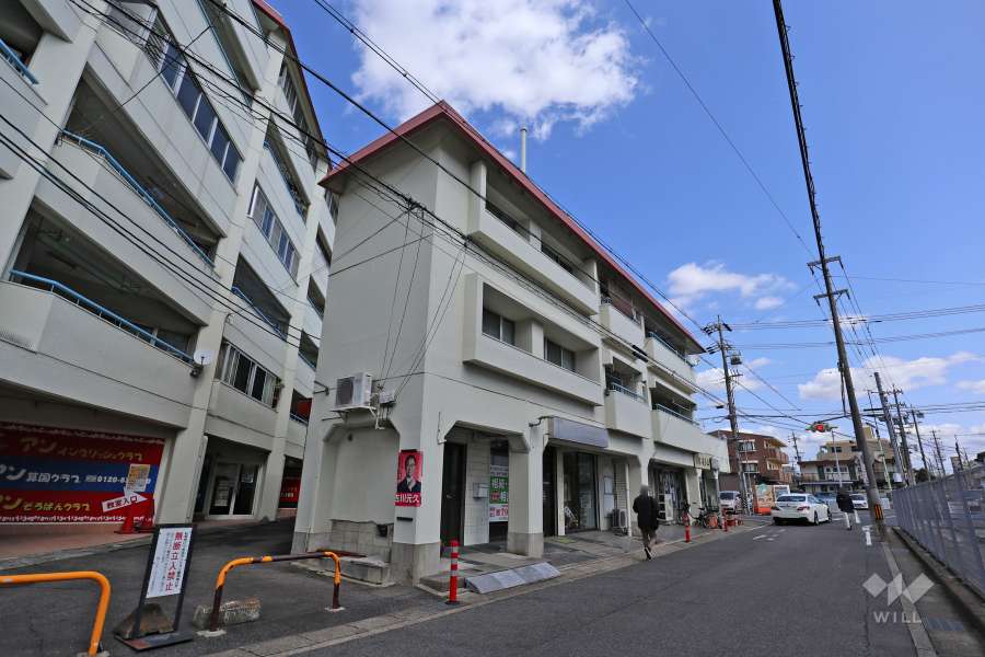 第1緑ヶ丘コーポラス南棟の外観(南西側から）