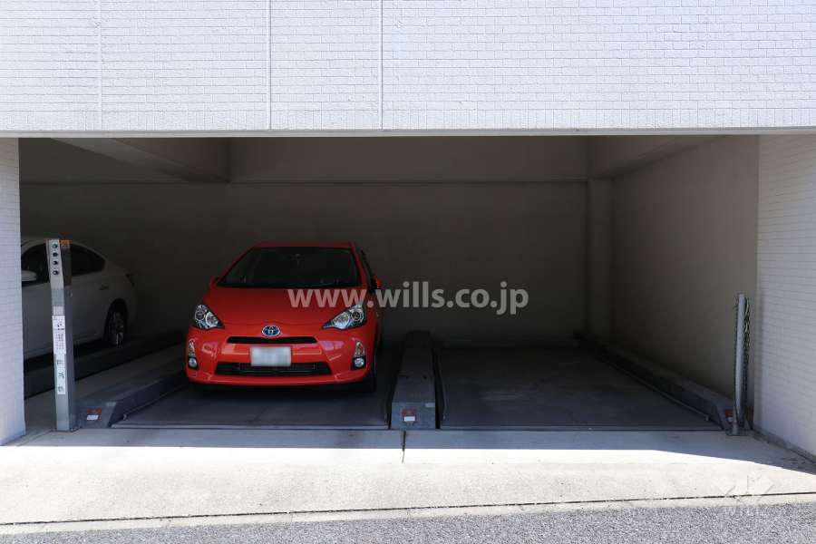 敷地内駐車場（屋内機械式）