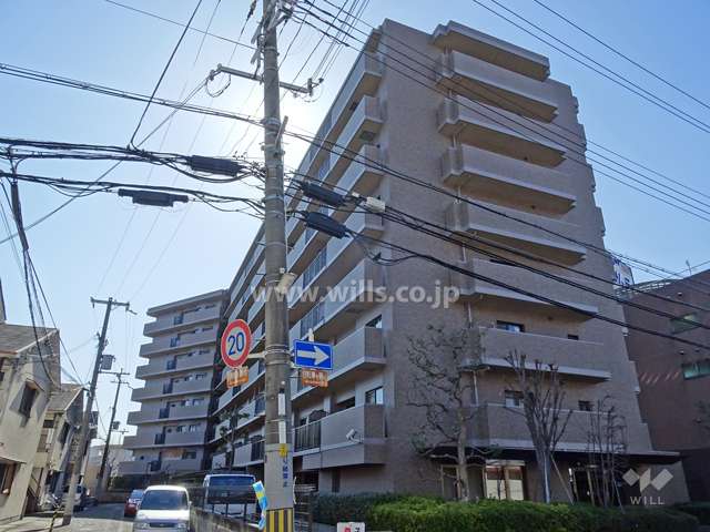 アドリーム江坂の外観（北東側から）