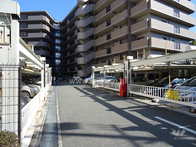 敷地内駐車場（屋外機械式）