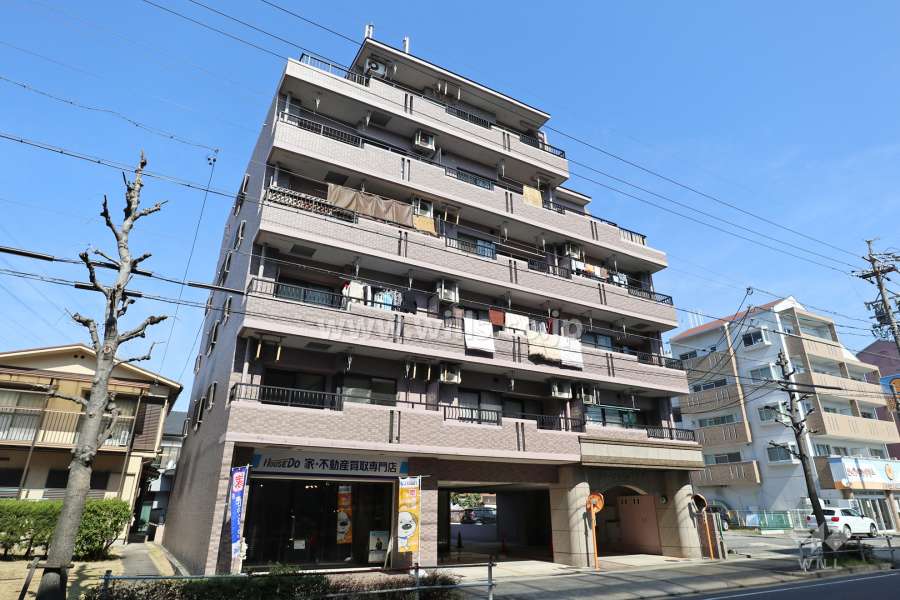 ニューグリーン下市場の外観（南西側から）