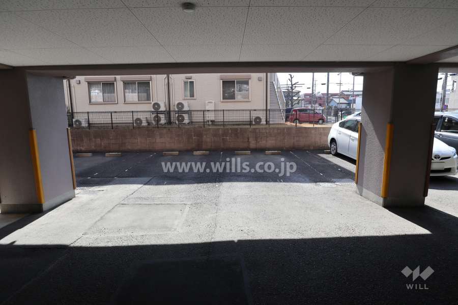 敷地内駐車場（屋外平面式）