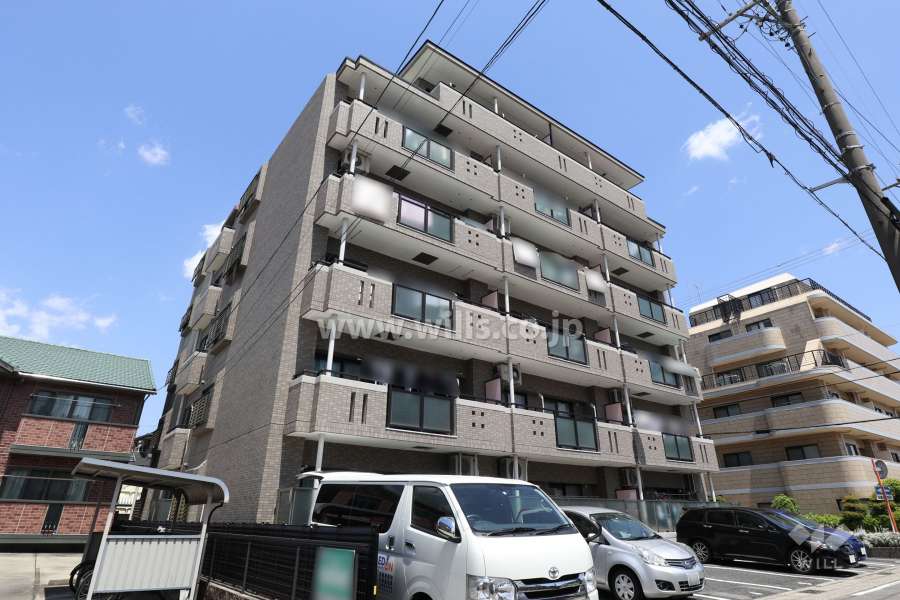 ハイツひょうたん山の外観（南西側から）