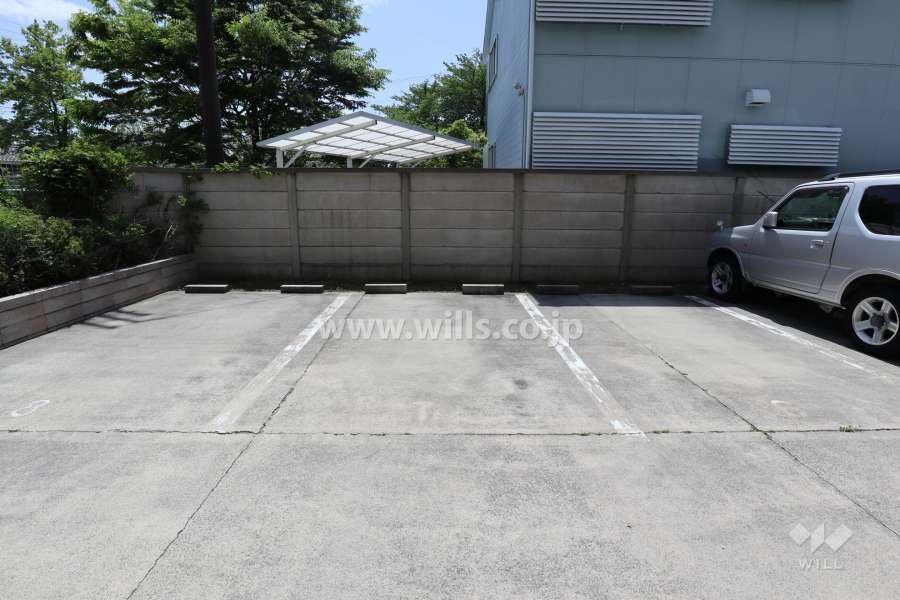 敷地内駐車場（屋外平面式）