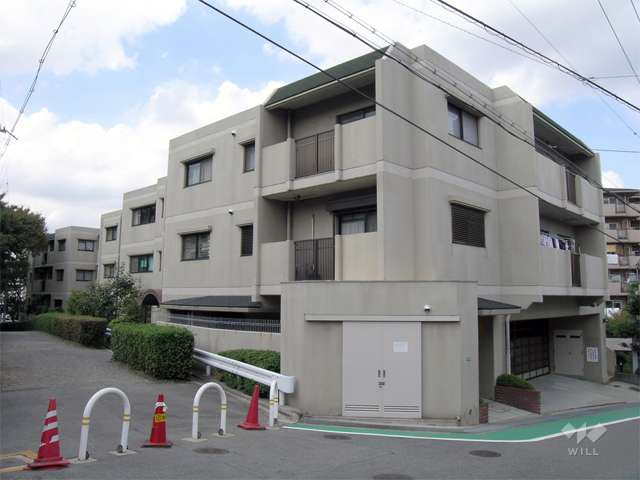 モンテベルデ朝日が丘の外観(南東から)