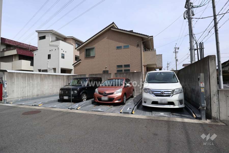 敷地内駐車場（屋外機械式）