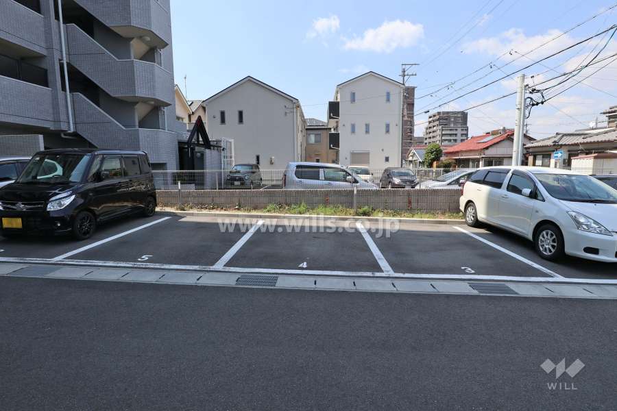 敷地内駐車場（屋外平面式）