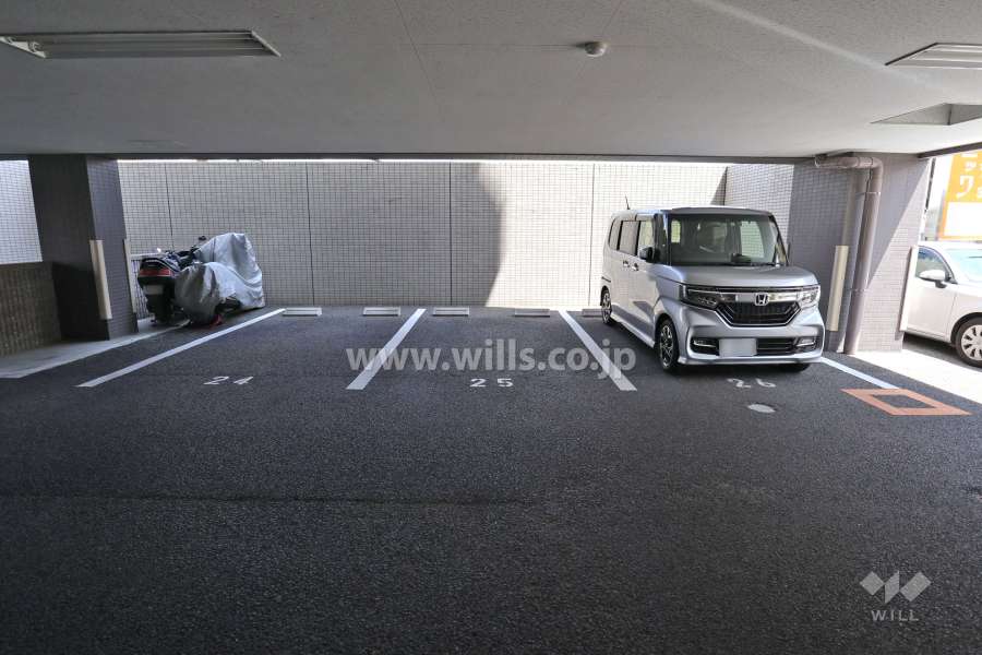 敷地内駐車場（屋内平面式）