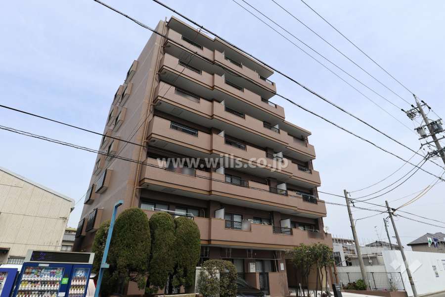 アコール小幡の外観（南西側から）