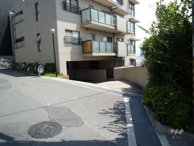駐車場入口