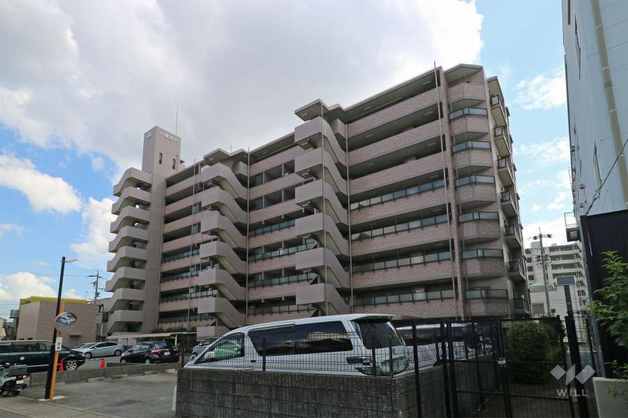 宝マンション小幡苗代の外観（北西側から）