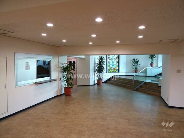 エントランスホール