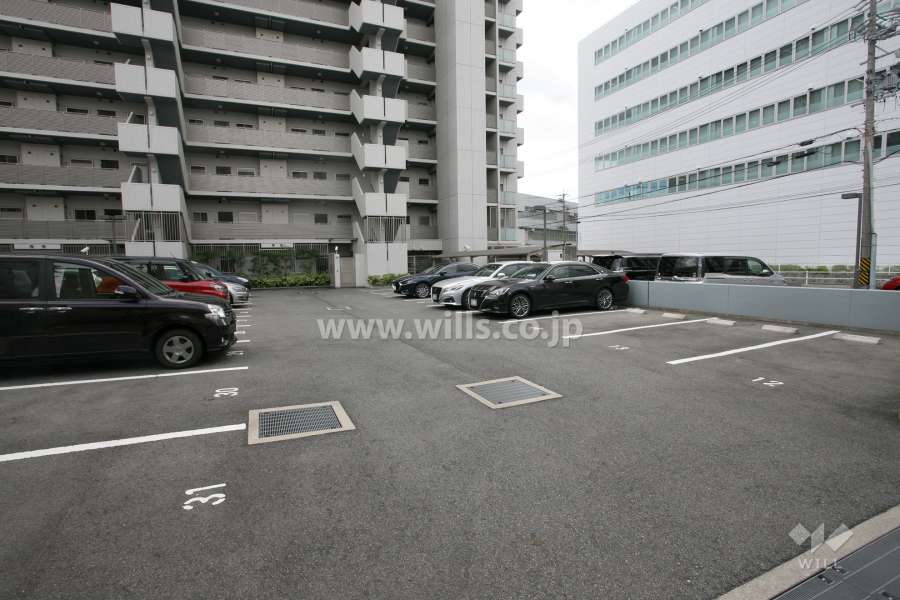 敷地内駐車場(屋外平面式)