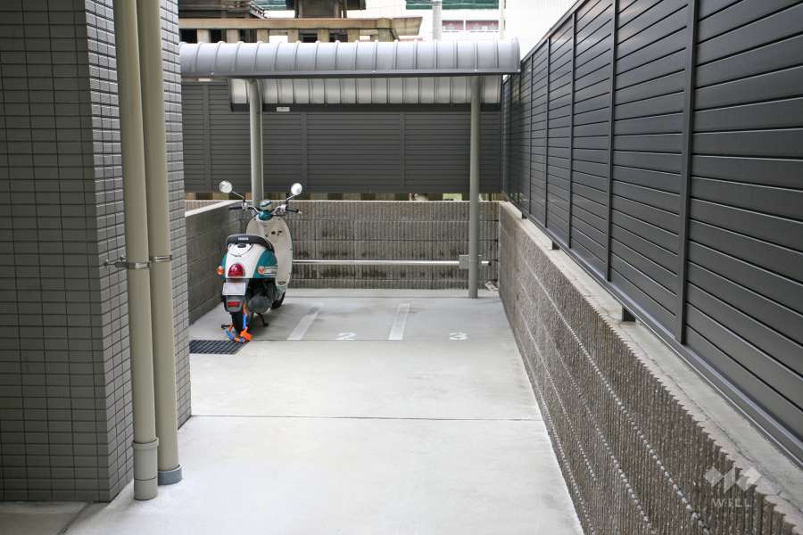 バイク置き場