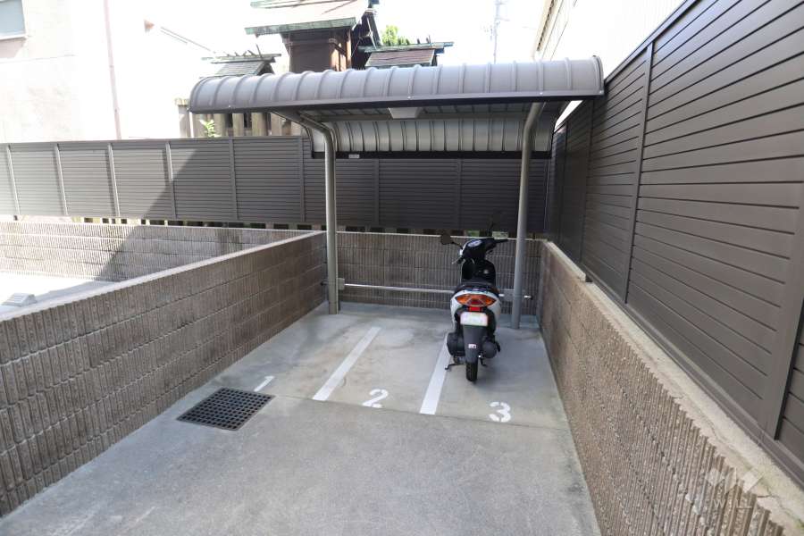 バイク置場