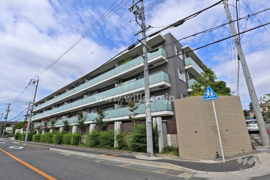 ブリリア瑞穂岳見町の外観（南東側から）