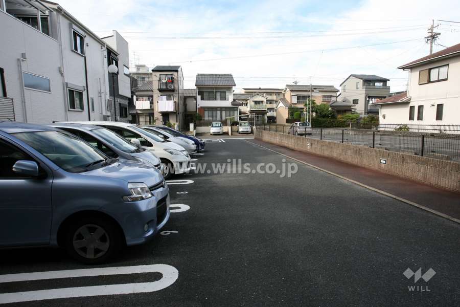敷地内駐車場（屋外平面式）