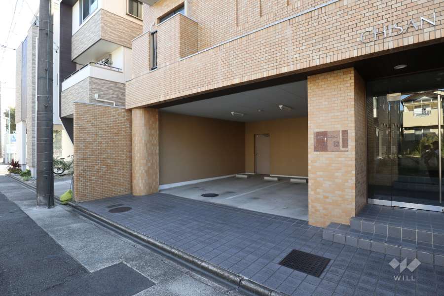 敷地内駐車場（屋内平面式）
