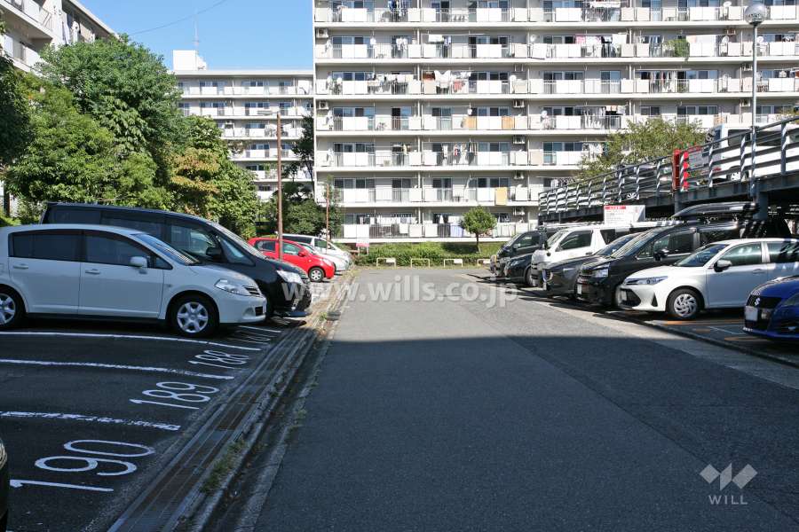 敷地内駐車場（屋外平面式）
