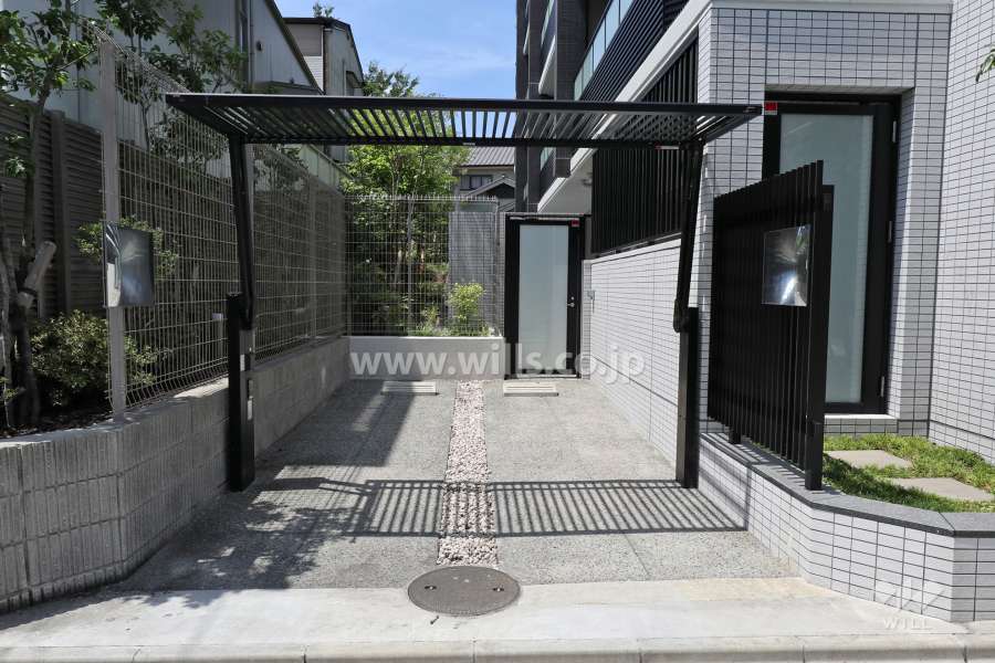 敷地内駐車場（屋外平面式）