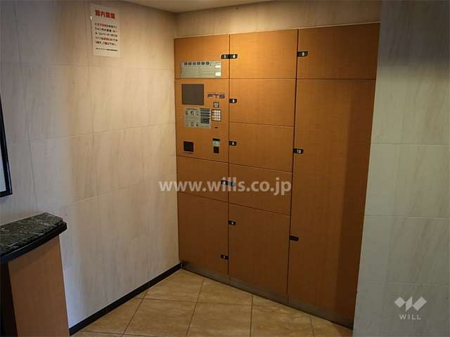 エントランスにある宅配ボックス