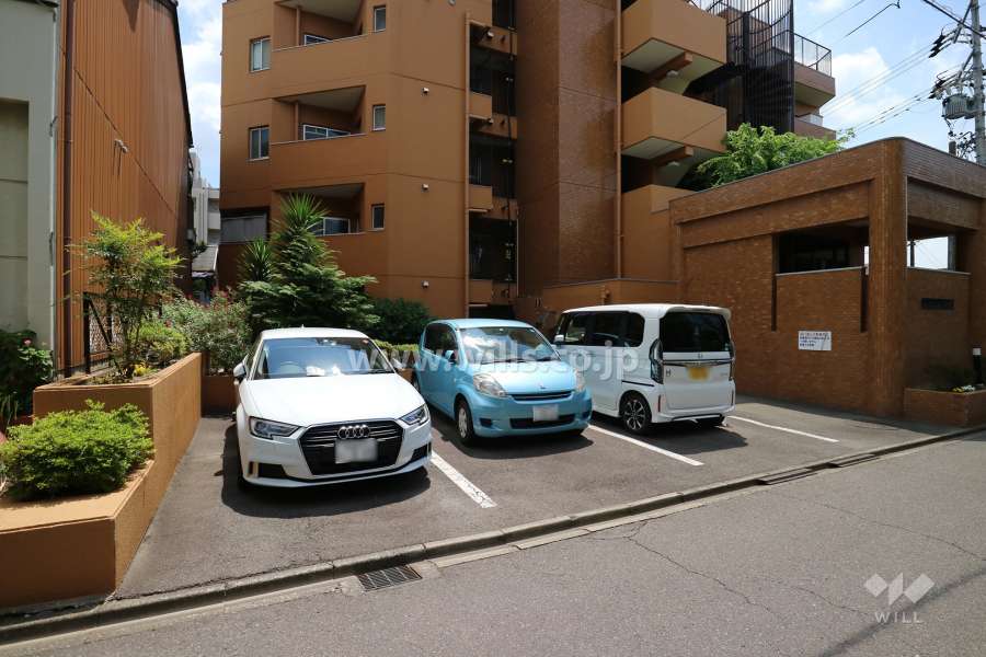 敷地内駐車場（屋外平面式）
