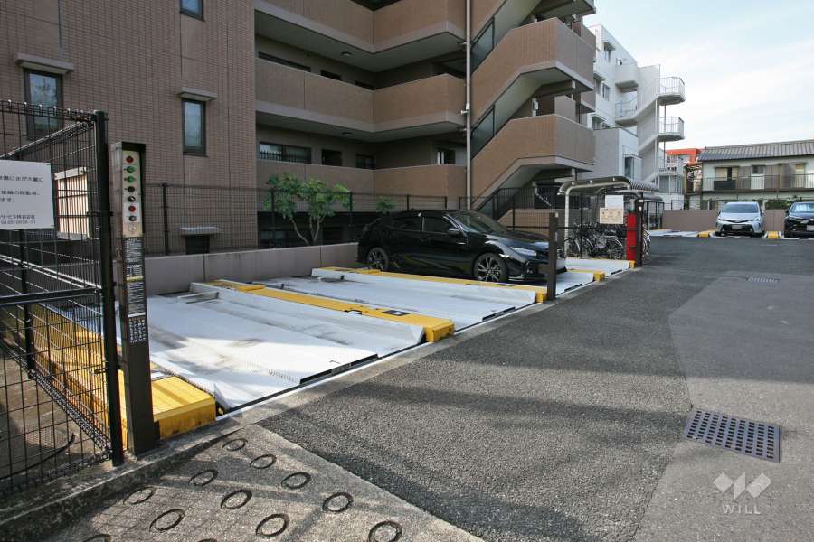 敷地内駐車場（屋外機械式）