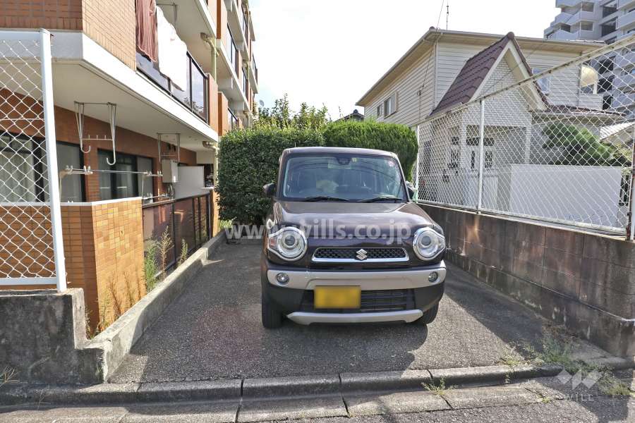敷地内駐車場（屋外平面式）