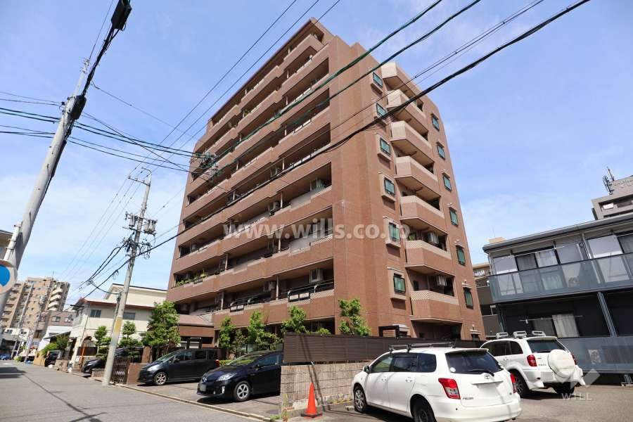 ローレルコート桜山の外観（南東側から）