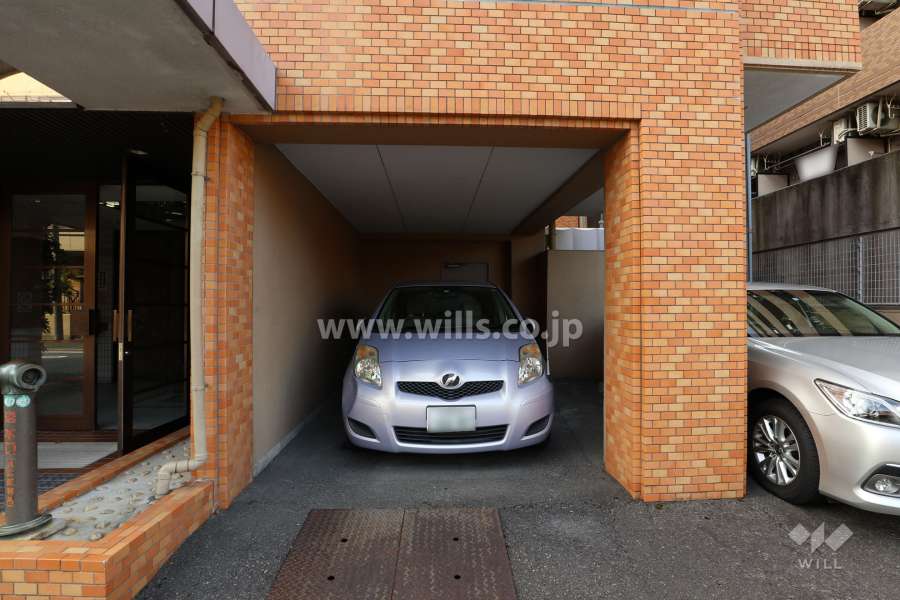 敷地内駐車場（屋内平面式）