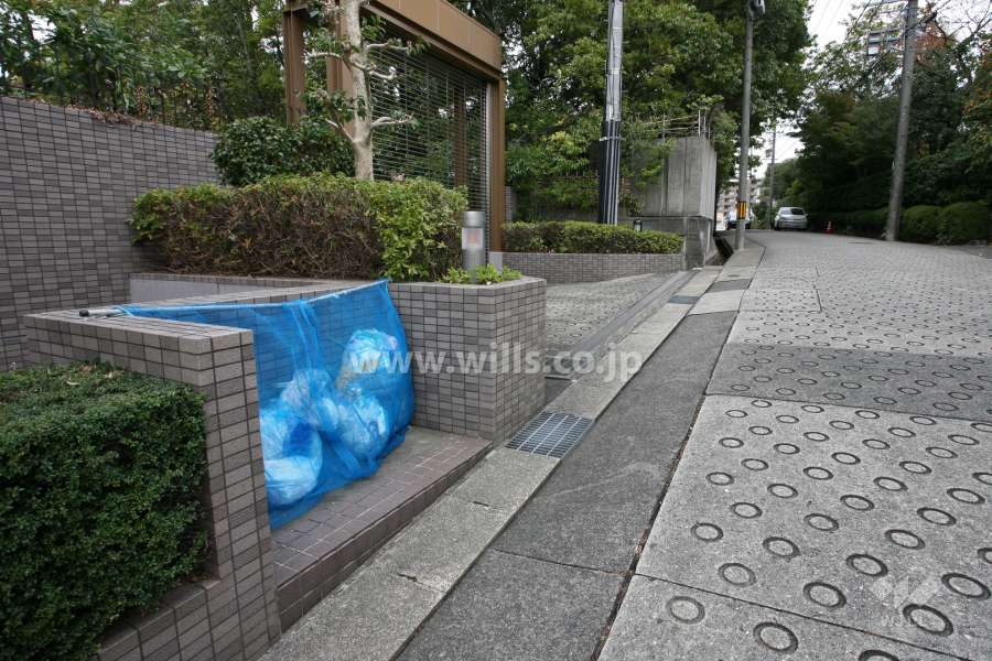 ゴミ置き場