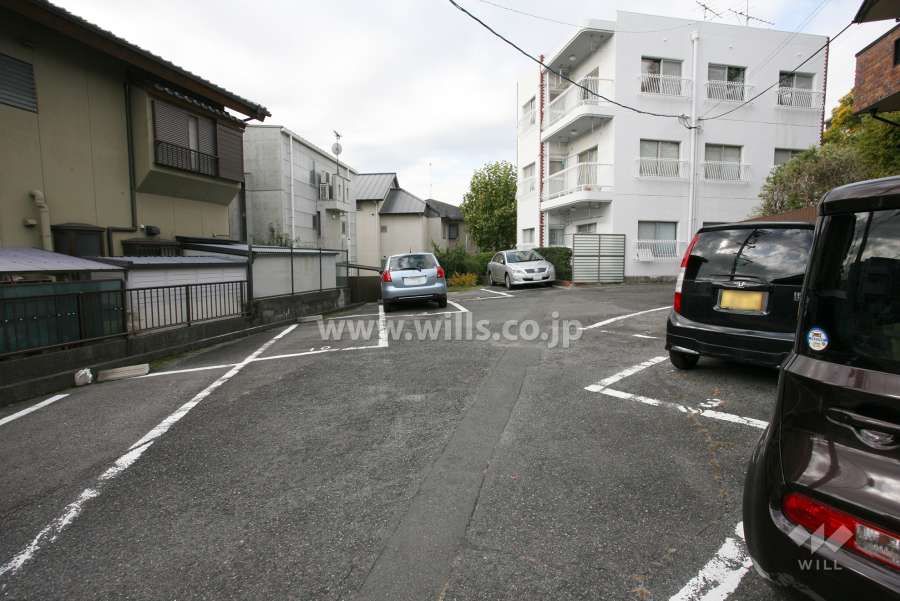敷地内駐車場（屋外平面式）