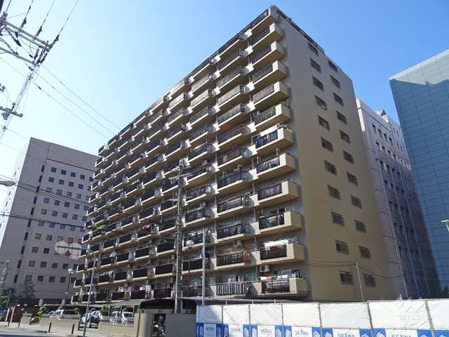 アーク江坂の外観（北東側から）