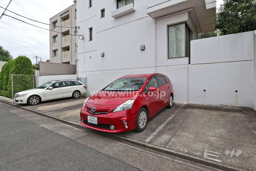 敷地内駐車場（屋外平面式）