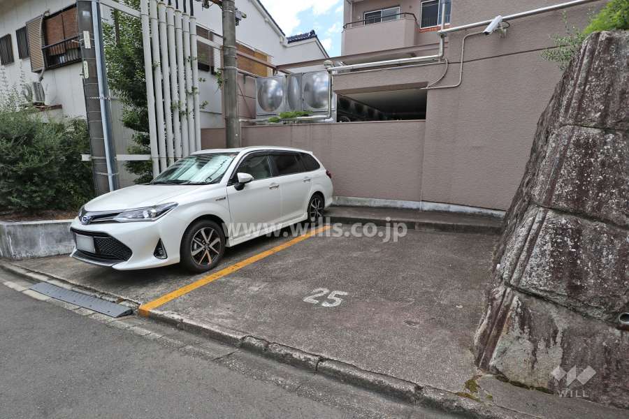 敷地内駐車場（屋外平面式）