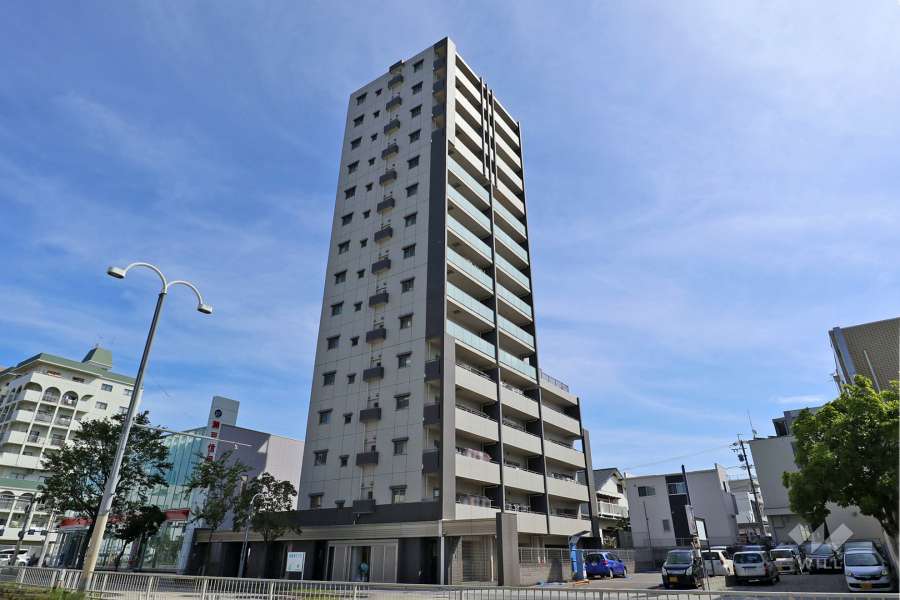 サンメゾン瑞穂通eldoステーションレジデンスの外観（南西側から）