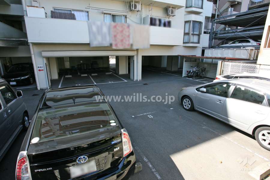 敷地内駐車場（自走式）
