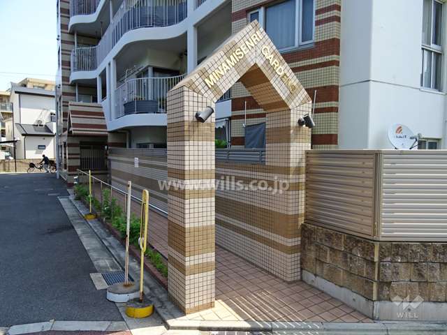 エントランスアプローチ