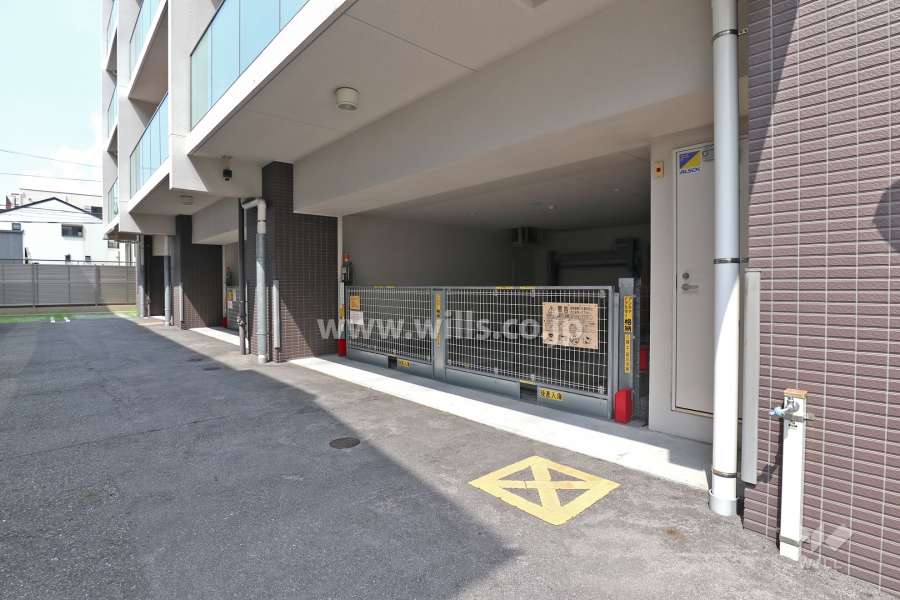 敷地内駐車場（屋外平面式）