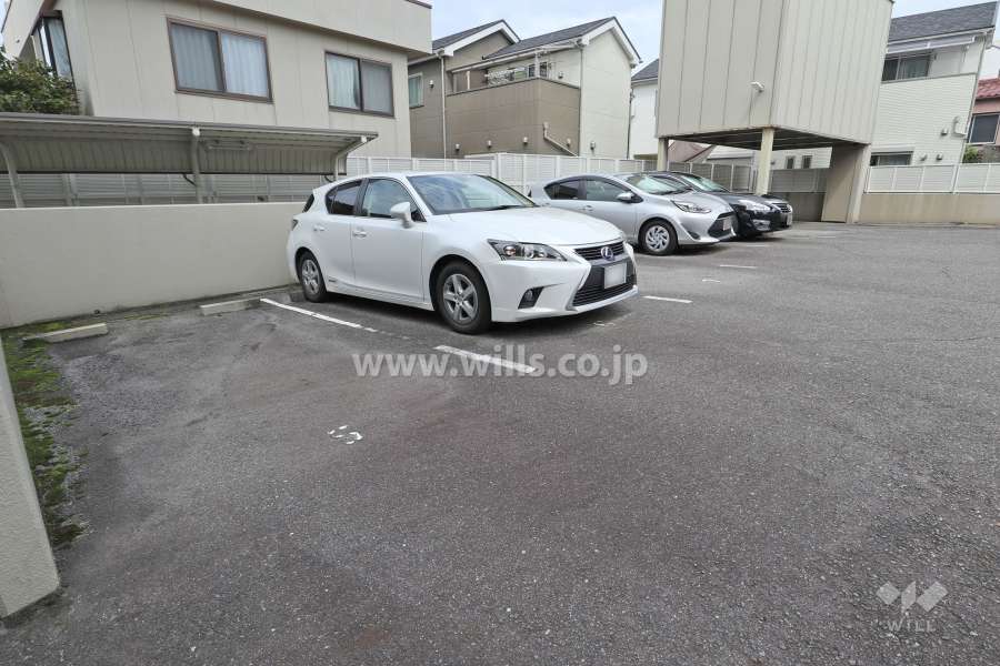 敷地内駐車場（屋外平面式）