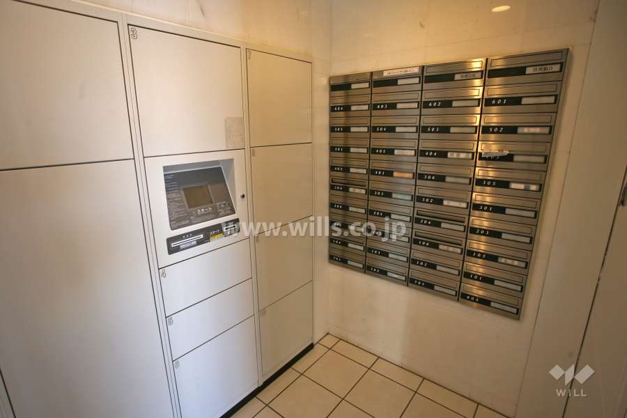 宅配ボックスと共用ポスト