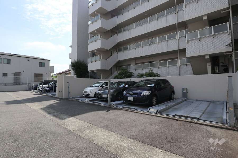 敷地内駐車場（屋外機械式）