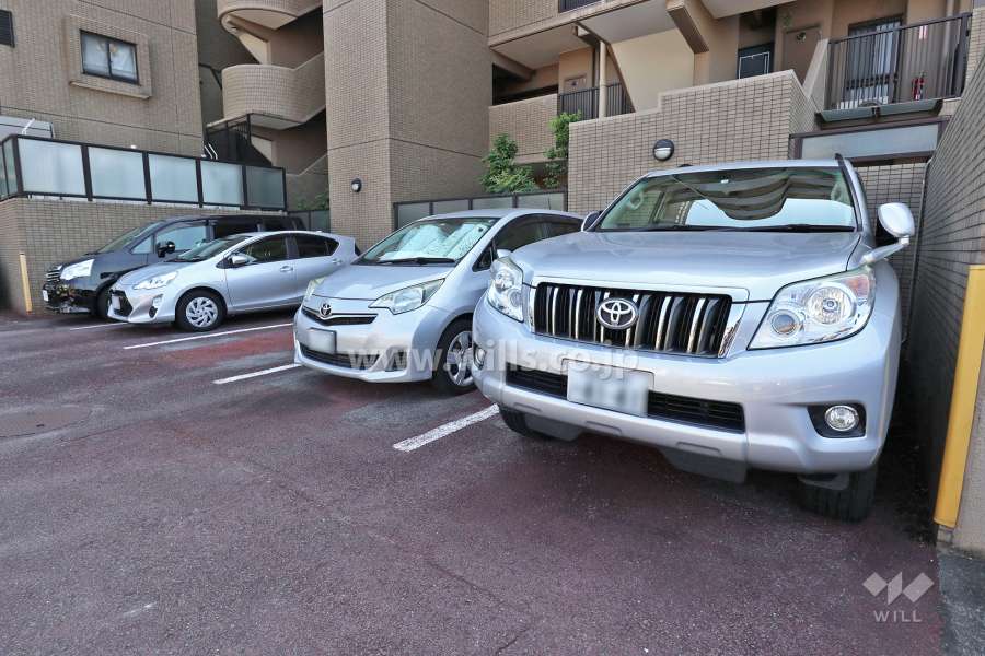 敷地内駐車場（屋外平面式）