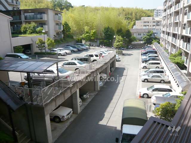 敷地内駐車場（屋外平面式）