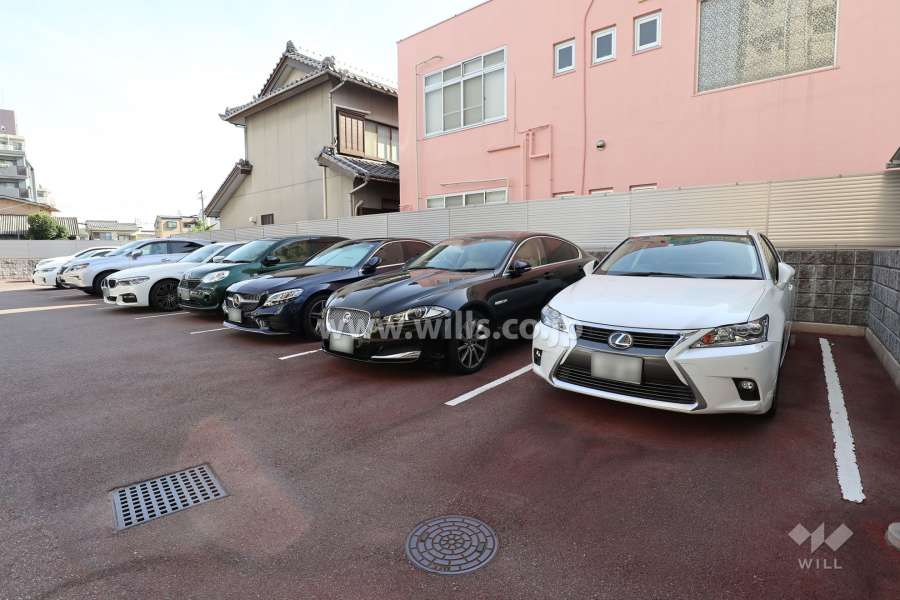 敷地内駐車場（屋外平面式）