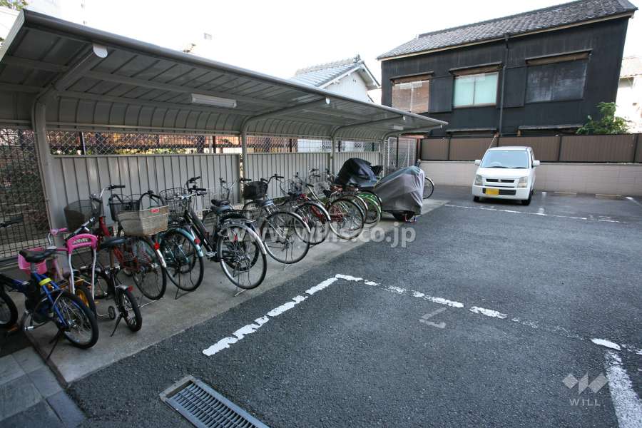 駐輪場、敷地内駐車場（屋外平面式）