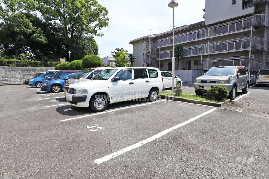 敷地内駐車場（屋外平面式）